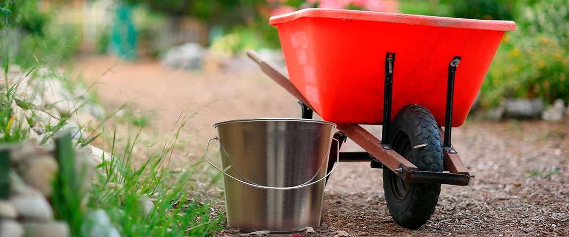 Witt Industries Pails Collection Metal Trash Cans in Galvanized Metal